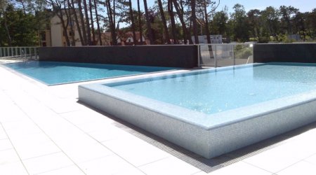 Apartamentowce w Mielnie